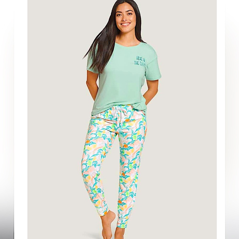 Jockey Lounge/Sleep Set